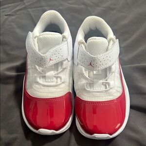 Nike Air Jordan 11 CMFT Red & White  Comfort Low Shoes